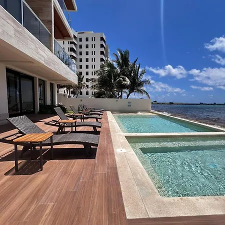 Elegance, Style, Exclusivity, And Tranquility 2R Apartment